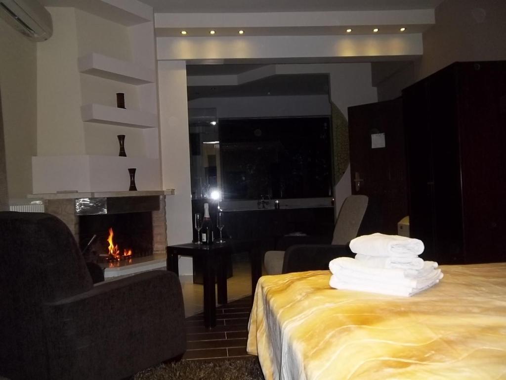 Nostos Hotel Káto Loutrákion Zimmer foto